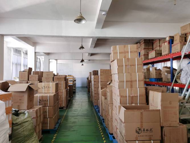 7年工厂的真实性保障 手电筒与LED球泡灯来样加工及清加工的质量控制之道